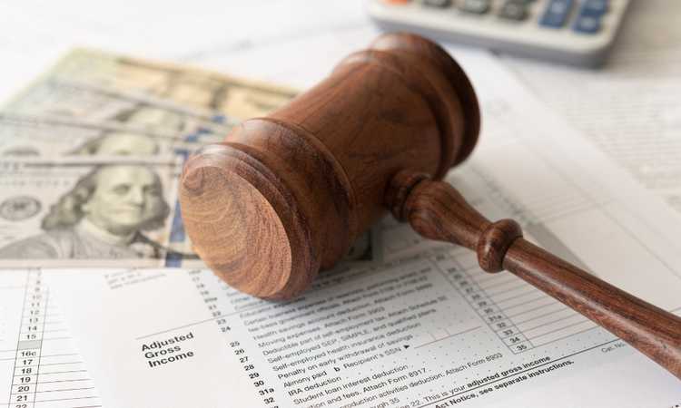 Are Tax Liens and Civil Judgments Listed On A Credit Report